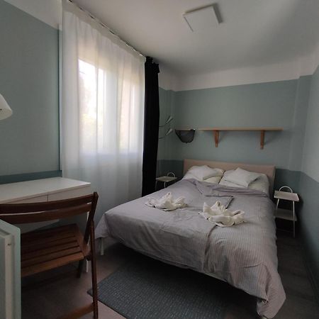 Levelke Mini Apartman Gardony Bagian luar foto