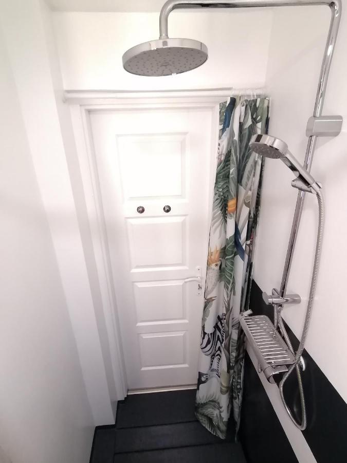 Levelke Mini Apartman Gardony Bagian luar foto