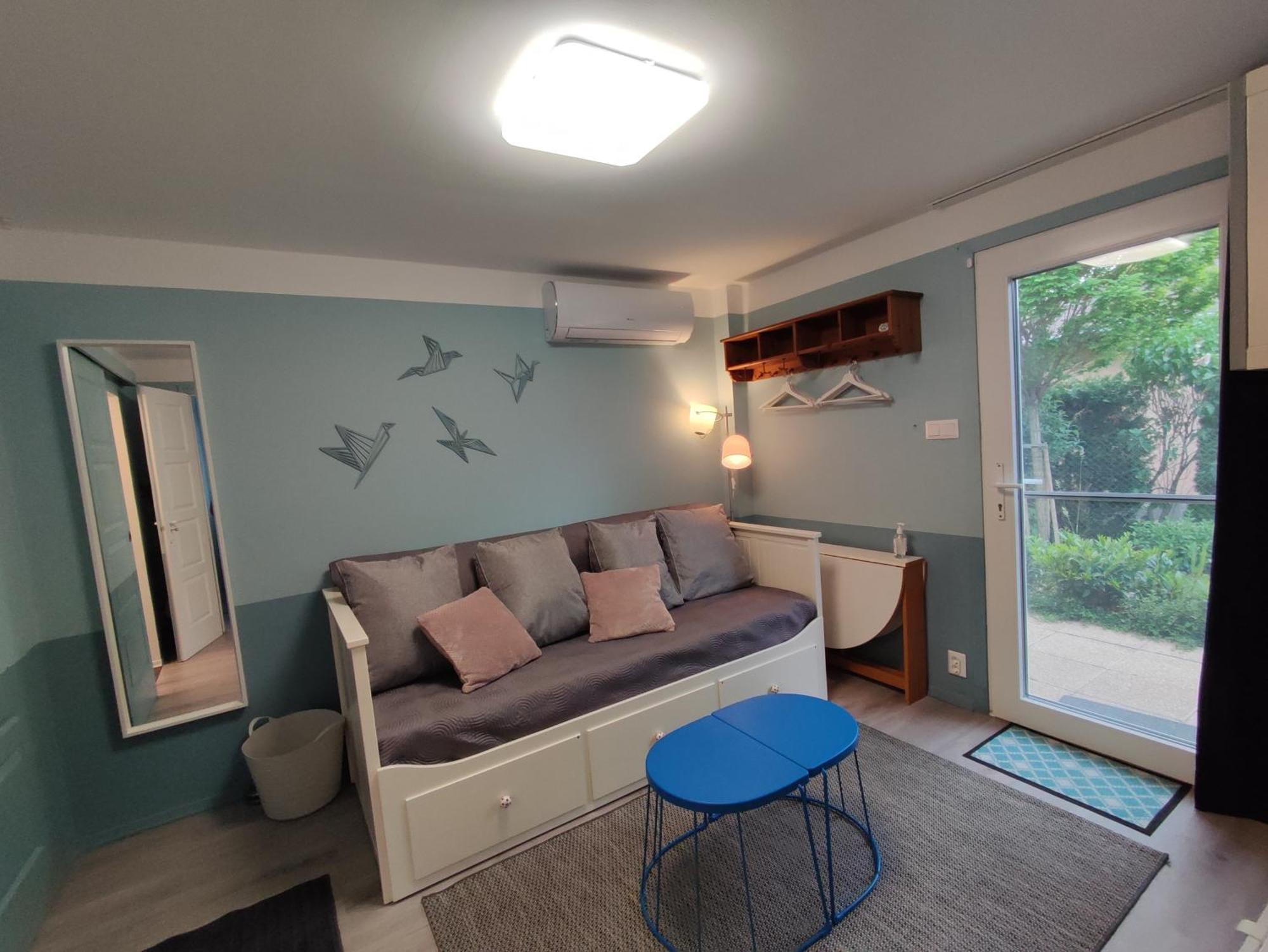 Levelke Mini Apartman Gardony Bagian luar foto